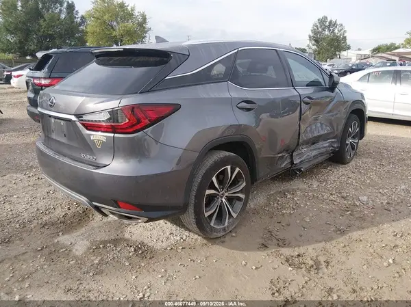 2T2HZMDA4LC214210 — 2020 Lexus RX, фото 4 с аукциона IAAI 13.10.2026, Правый бок