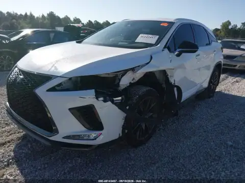 2T2YZMDA0NC356699 — 2022 Lexus RX, photo 2 from IAAI, Left front