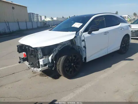 2T2BCMEA1PC006166 — 2023 Lexus RX, photo 3 from IAAI, Front end