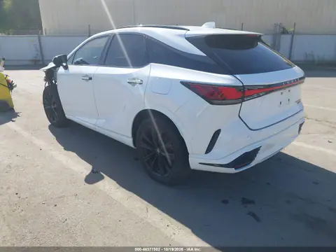 2T2BCMEA1PC006166 — 2023 Lexus RX, photo 4 from IAAI, Front end