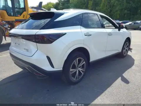 2T2BAMCA0RC073482 — 2024 Lexus RX, фото 4 с аукциона IAAI, подтопление пресной водой