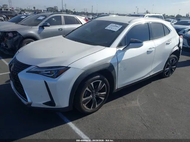 2021 Lexus UX 200 VIN JTHX3JBH0M2038416 фото 2