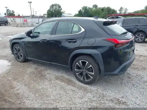 JTHY3JBH1K2020637 — 2019 Lexus UX, ფოტო 3, IAAI, უკანა ნაწილი