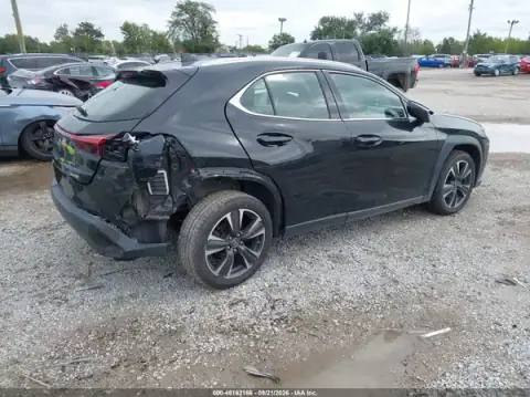 JTHY3JBH1K2020637 — 2019 Lexus UX, ფოტო 4, IAAI, უკანა ნაწილი