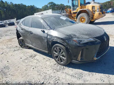 JTHE3JBH7N2047039 — 2022 Lexus UX, Prawy przód, zdjęć przed naprawą