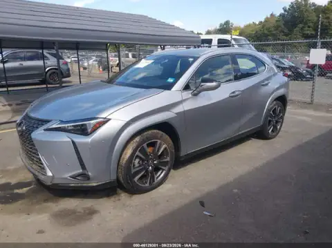 JTHP9JBH0R2074922 — 2024 Lexus UX, фото 2 с аукциона IAAI 22.10.2026, подтопление пресной водой