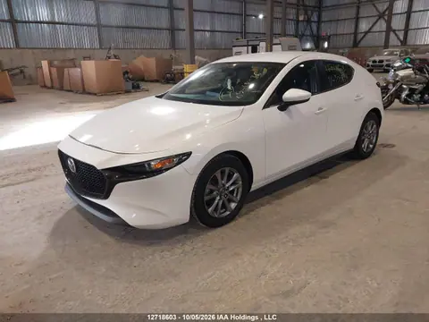 2021 Mazda 3 Preferred VIN JM1BPALL7M1303177 фото 2