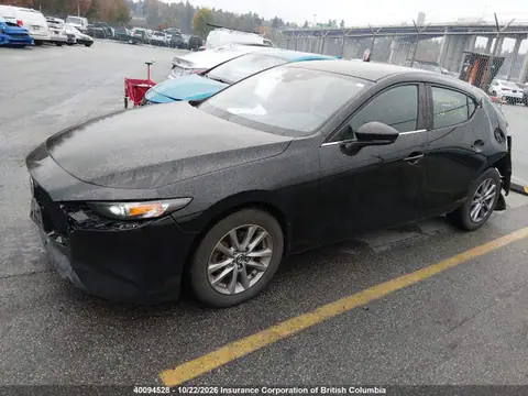 JM1BPBLL9M1305793 — 2021 Mazda 3 Preferred, фото 2 с аукциона IAAI 26.10.2026, задняя часть слева