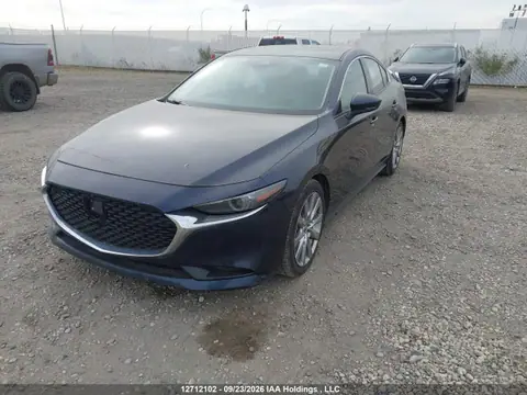 JM1BPADLXM1324149 — 2021 Mazda 3 Premium, ფოტო 2, IAAI 26.10.2026, კრედიტორის მიერ ჩამორთმეული