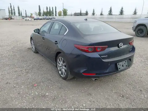 JM1BPADLXM1324149 — 2021 Mazda 3 Premium, ფოტო 3, IAAI 26.10.2026, კრედიტორის მიერ ჩამორთმეული