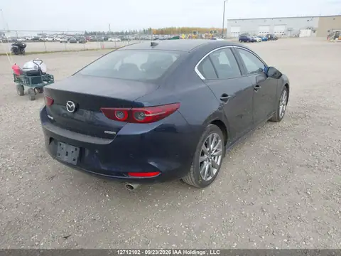 JM1BPADLXM1324149 — 2021 Mazda 3 Premium, ფოტო 4, IAAI 26.10.2026, კრედიტორის მიერ ჩამორთმეული