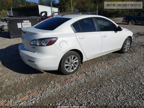 JM1BL1W70D1782312 — 2013 Mazda 3, photo 5 from IAAI, Front end