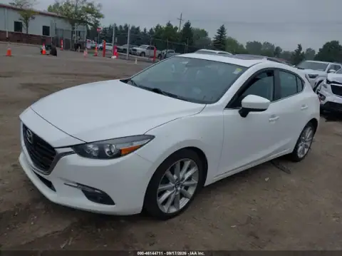 JM1BN1M3XH1121385 — 2017 Mazda 3, zdjęcie 2 z IAAI 22.10.2026, Prawy tył
