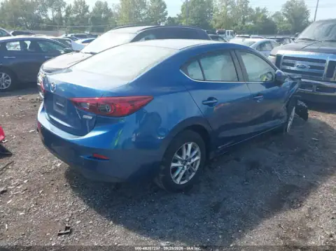 3MZBN1U78HM123039 — 2017 Mazda 3, photo 4 from IAAI, Front and rear