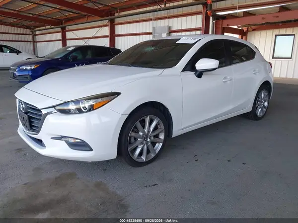 3MZBN1L36HM132692 — 2017 Mazda 3, photo 2 from IAAI, Interior fire