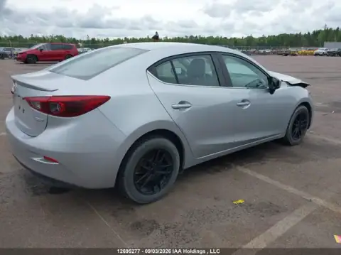 3MZBN1W37JM216070 — 2018 Mazda 3, zdjęcie 4 z IAAI 24.09.2026, Przód