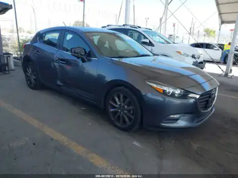 3MZBN1L33JM210500 — 2018 Mazda 3, მარჯვენა მხარე (Right Side), ფოტოები შეკეთებამდე