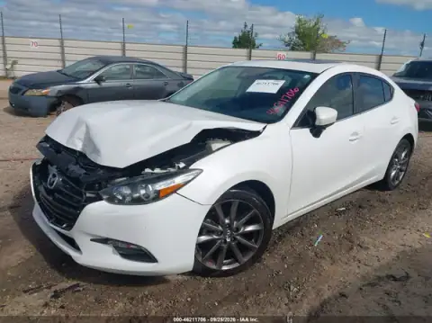 3MZBN1V31JM252659 — 2018 Mazda 3, photo 2 from IAAI, Front end
