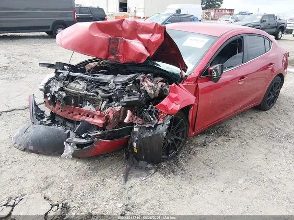 3MZBN1V38JM209730 — 2018 Mazda 3, photo 2 from IAAI, Engine damage