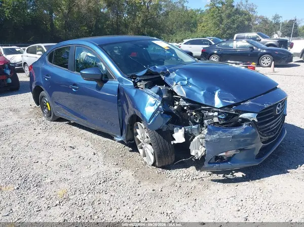 3MZBN1V35JM213797 — 2018 Mazda 3, Передняя часть (Front End), фото до ремонта