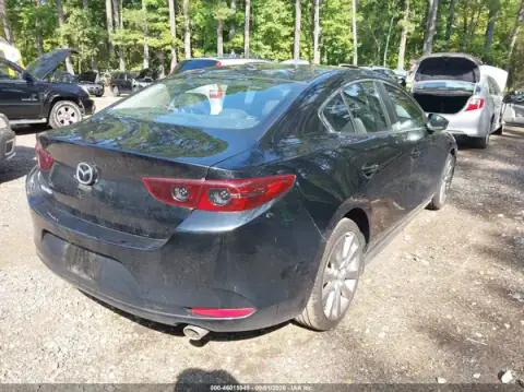 JM1BPABL3M1337831 — 2021 Mazda 3, photo 4 from IAAI 22.10.2026, Flood