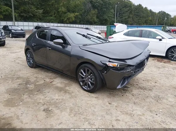 JM1BPAKL2M1347864 — 2021 Mazda 3, Передняя часть (Front End), фото до ремонта