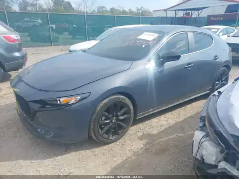 JM1BPBLMXS1758813 — 2025 Mazda 3, фото 2 з IAAI, Задня частина