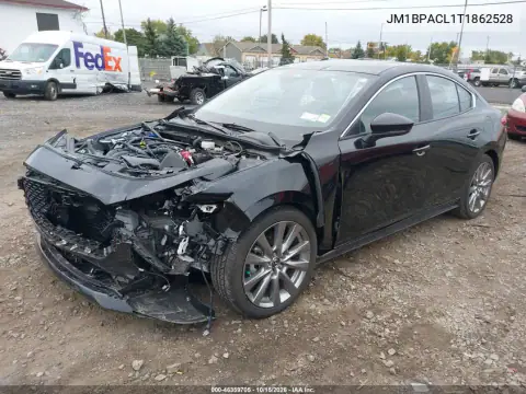 JM1BPACL1T1862528 — 2026 Mazda 3, zdjęcie 2 z IAAI, Przód