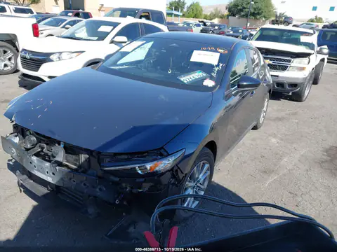 JM1BPAJL0T1878478 — 2026 Mazda 3, фото 2 з IAAI, Передня частина