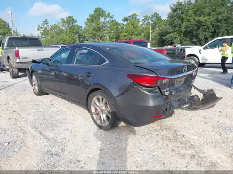 JM1GL1V5XH1122287 — 2017 Mazda 6, photo 3 from IAAI 22.10.2026, Front and rear