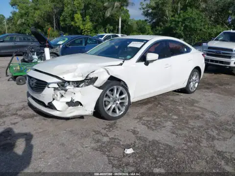 JM1GL1V53H1115648 — 2017 Mazda 6, zdjęcie 2 z IAAI, Lewy przód