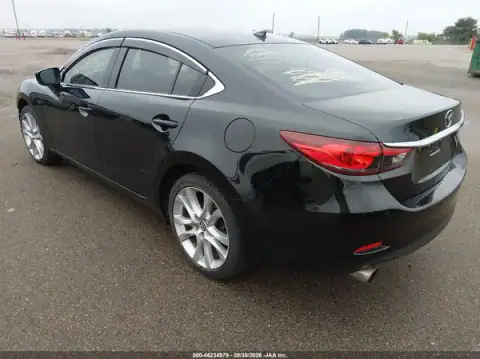 JM1GL1V56H1112596 — 2017 Mazda 6, photo 3 from IAAI, Undercarriage damage