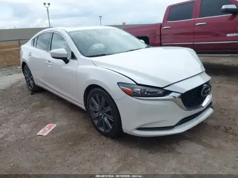 JM1GL1VMXJ1333874 — 2018 Mazda 6, Delantera izquierda (Left Front), fotos antes de reparar