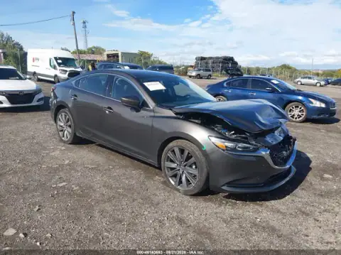JM1GL1VM8J1314174 — 2018 Mazda 6, Przód (Front End), zdjęć przed naprawą