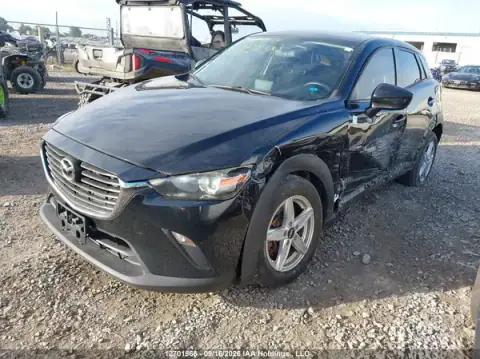 JM1DKDB7XH0141487 — 2017 Mazda CX-3, foto 2 de IAAI 24.09.2026, Lado izquierdo