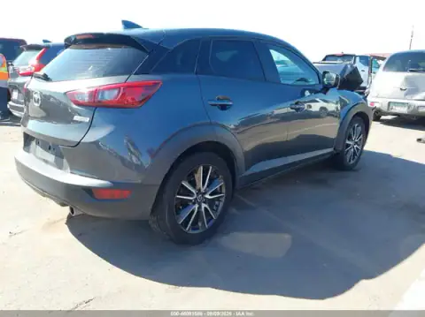 JM1DKFC7XH0178730 — 2017 Mazda CX-3, photo 4 from IAAI, Front end