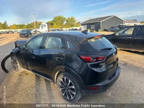 JM1DKFD7XM1508174 — 2021 Mazda CX-3, фото 3 с аукциона IAAI 29.09.2026, Передняя часть