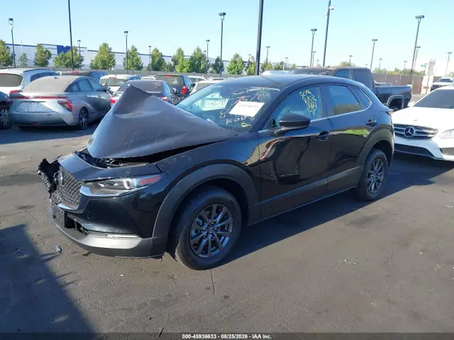 3MVDMAAL9MM226916 — 2021 Mazda CX-30 2.5 S, photo 2 from IAAI 16.10.2026, Right front