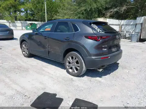 3MVDMACL5LM111905 — 2020 Mazda CX-30, foto 3 de IAAI 21.10.2026, Lados izquierdo y derecho