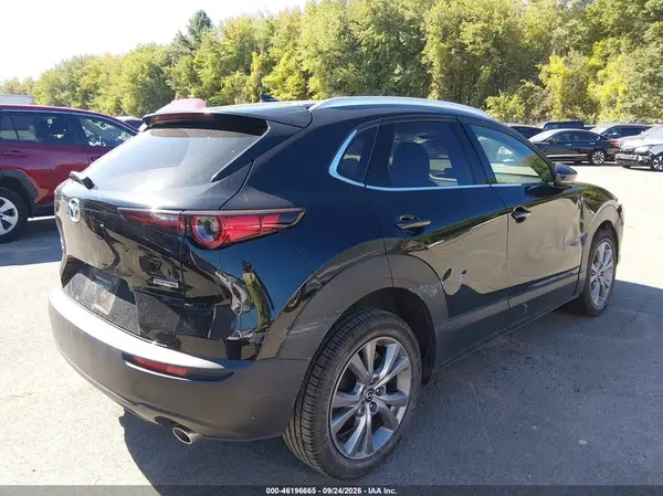 3MVDMBDM4MM218667 — 2021 Mazda CX-30, фото 4 с аукциона IAAI, Левый и правый бока
