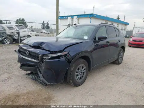 JM3KMBHA3T0140786 — 2026 Mazda CX-5 Select, zdjęcie 2 z IAAI 28.10.2026, Przód