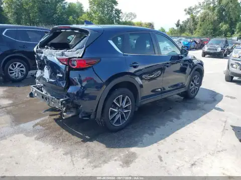 JM3KFBCM3J0362902 — 2018 Mazda CX-5, photo 4 from IAAI 23.10.2026, Rear end