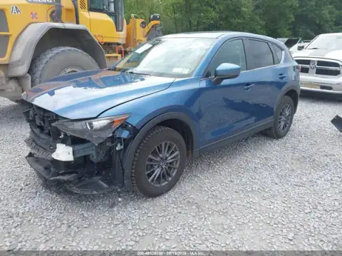 JM3KFBCM4L0721404 — 2020 Mazda CX-5, zdjęcie 2 z IAAI, Przód