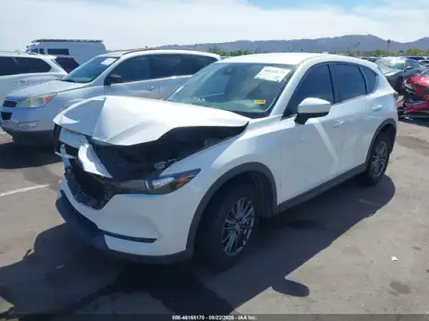 JM3KFACM9L0757230 — 2020 Mazda CX-5, foto 2 de IAAI, Parte delantera