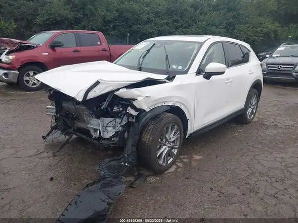 JM3KFBDM1M1445189 — 2021 Mazda CX-5, zdjęcie 2 z IAAI 16.10.2026, Lewy bok