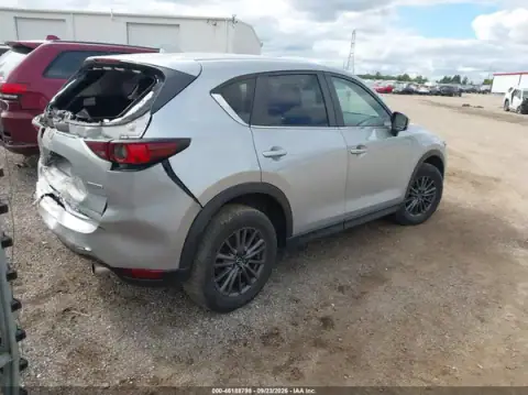 JM3KFBCM2M1358922 — 2021 Mazda CX-5, фото 4 с аукциона IAAI, ЗАДНЯЯ ЧАСТЬ