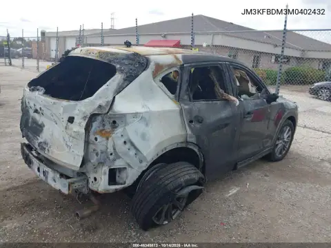 JM3KFBDM3M0402432 — 2021 Mazda CX-5, foto 4 de IAAI, Внешний пожар