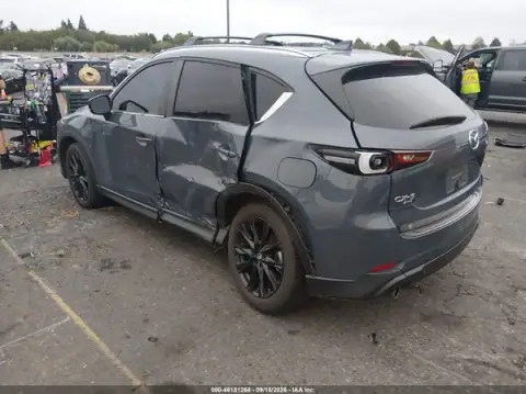 JM3KFBCL2R0454635 — 2024 Mazda CX-5, photo 3 from IAAI, Left side