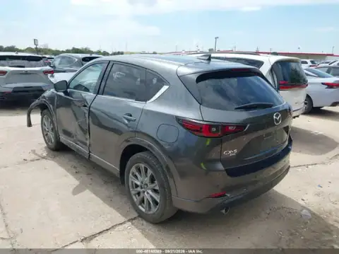 JM3KFBEM0S0803013 — 2025 Mazda CX-5, photo 3 from IAAI, Left and right sides