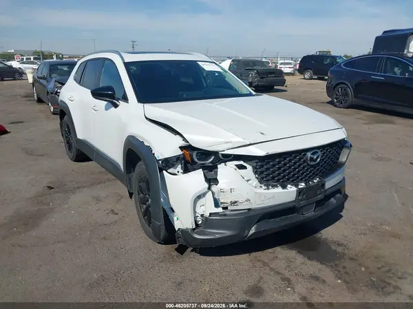 7MMVABDM4RN166324 Mazda CX-50 2024 — uszkodzenie Przód, zdjęcie przed naprawą